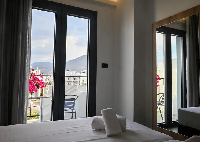 Pollis Hotel