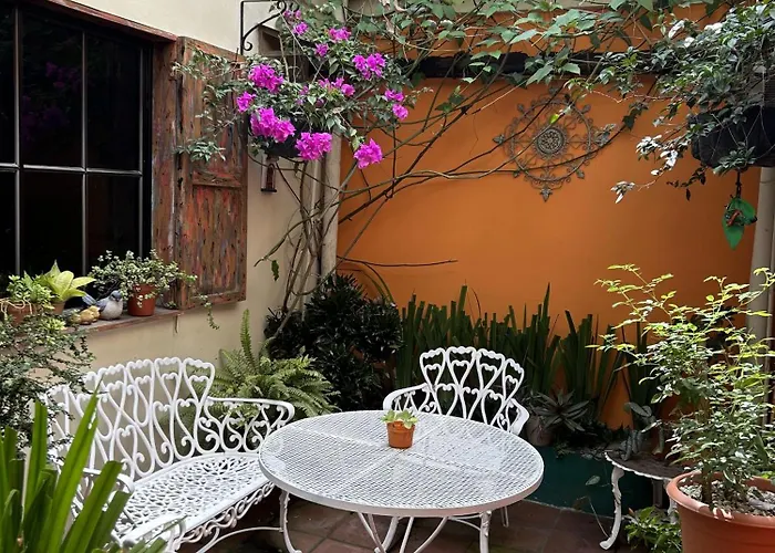 Hotel Andoria