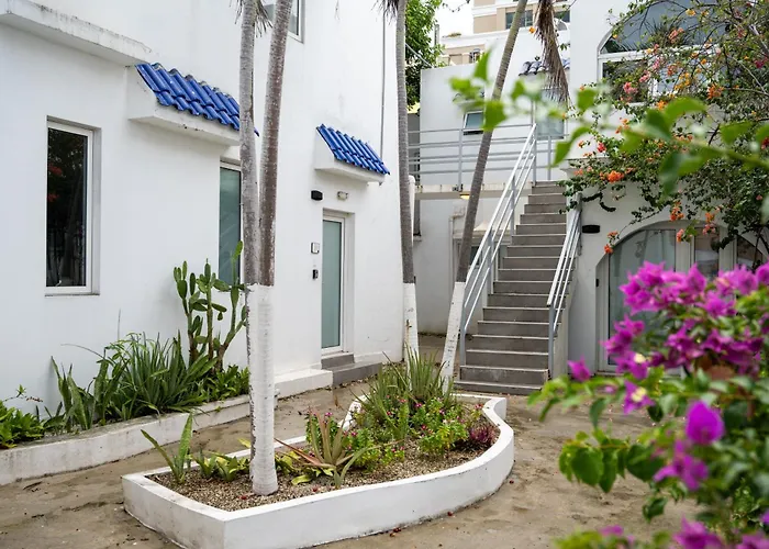 La Mona Loiza Apartment Complex By Stay With Bear