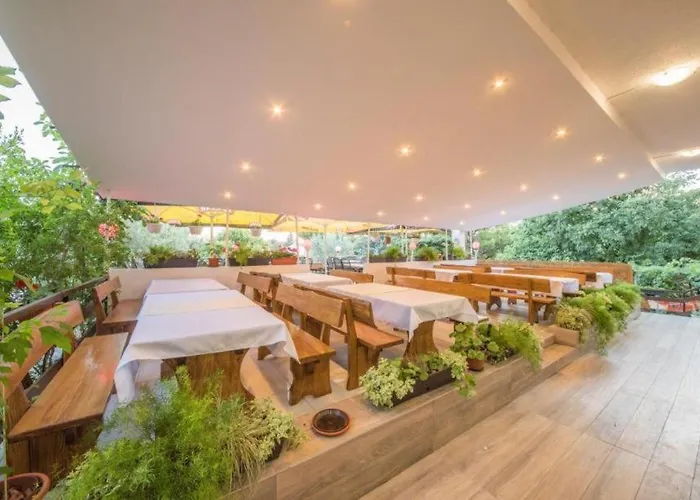 Hotel Riviera, Starigrad Paklenica