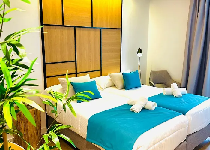 Hotel Lotus