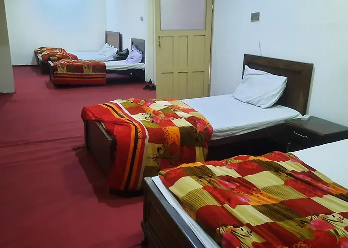 Highlander Inn Skardu