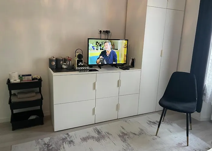 Executive Single Room With En-Suite In Guest House City Centre