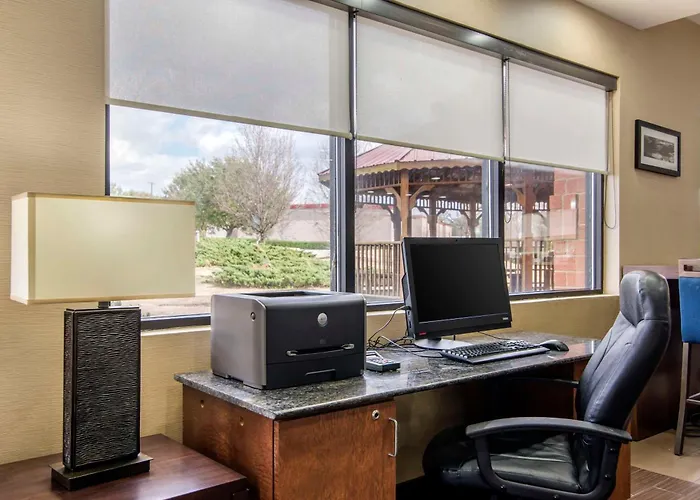 Comfort Suites Macon Northwest