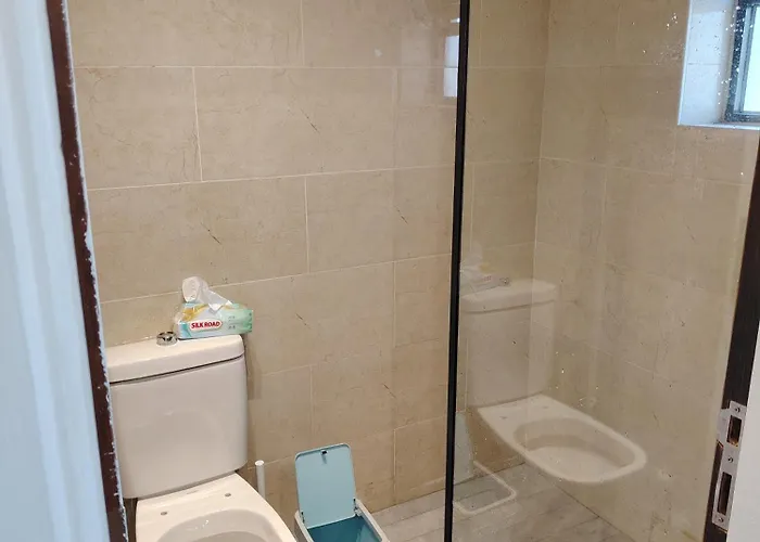 Abu Alzoz Home سكن مشترك