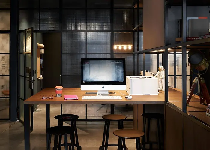 Moxy Edinburgh