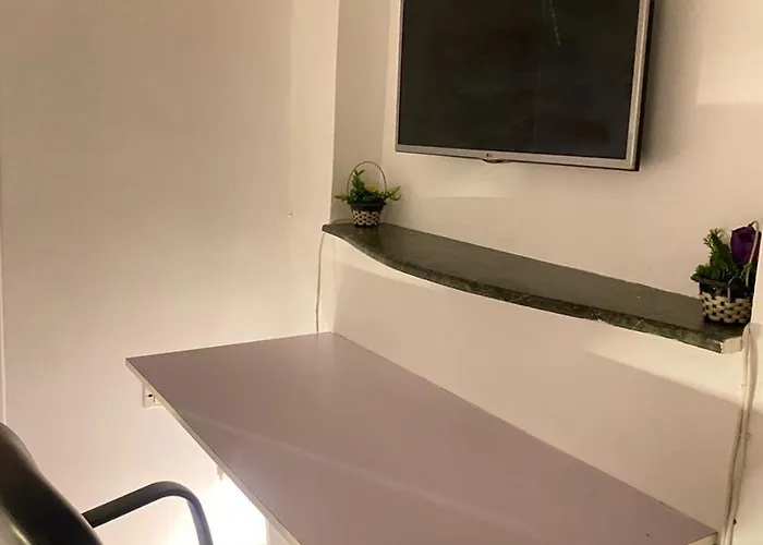 Cozy Master Room