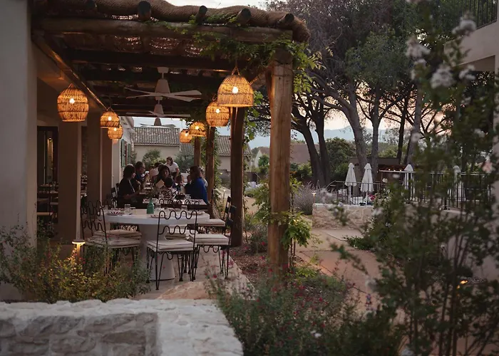 Boutique Hôtel Responsable et Restaurant Basgi Basgi