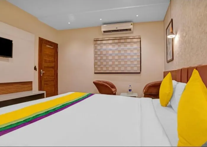 Hotel Abhilasha Inn