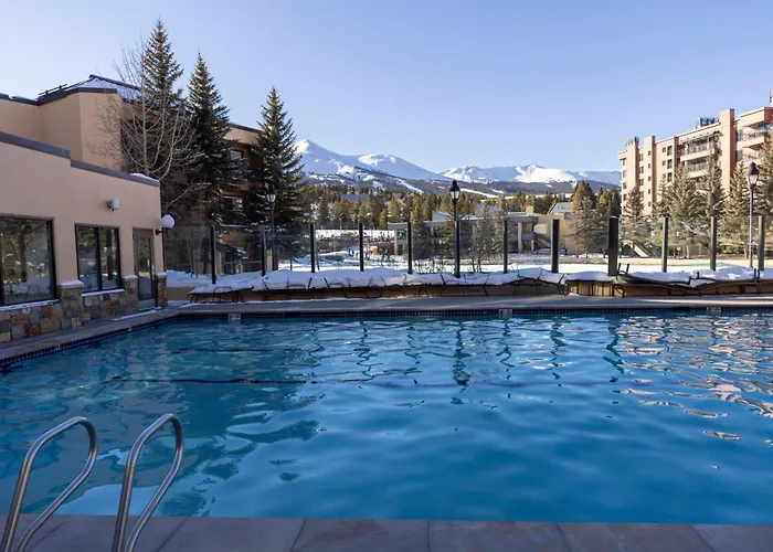New! Marriott Slope View Ski In Ski Out Luxury Studio Sleeps 4 Full Kitchen, Amenities & Fee Parking