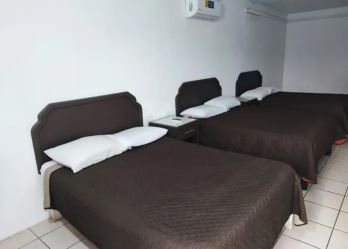 Hotel Estrella