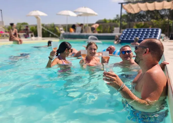 Pool Suite - Città Bianca