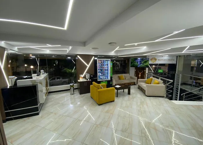 Britney Hotel Machala