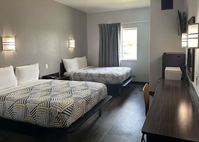 Motel 6-Mission, Tx