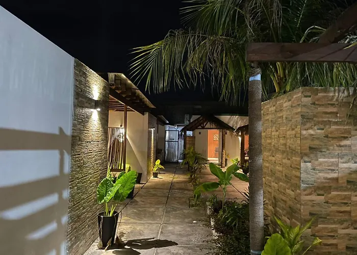 Himeyn Beach Inn - Ocho Homes by Eight Continents