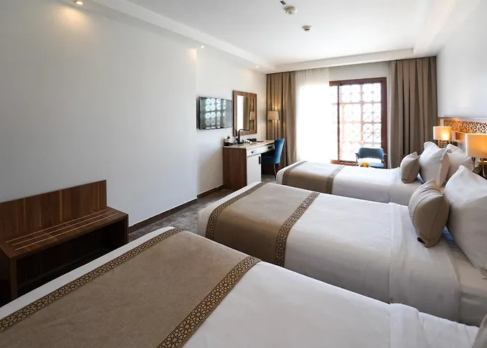Bosphorus Hotel Waqf Safi