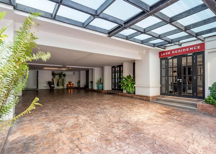 Luxe Residence