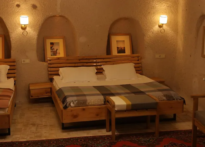 Pinhan Cave Suites