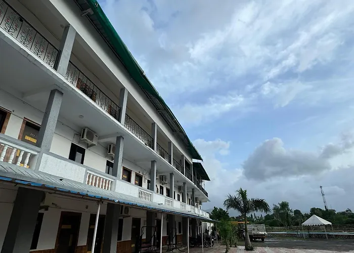 Vasant Vihar Resort