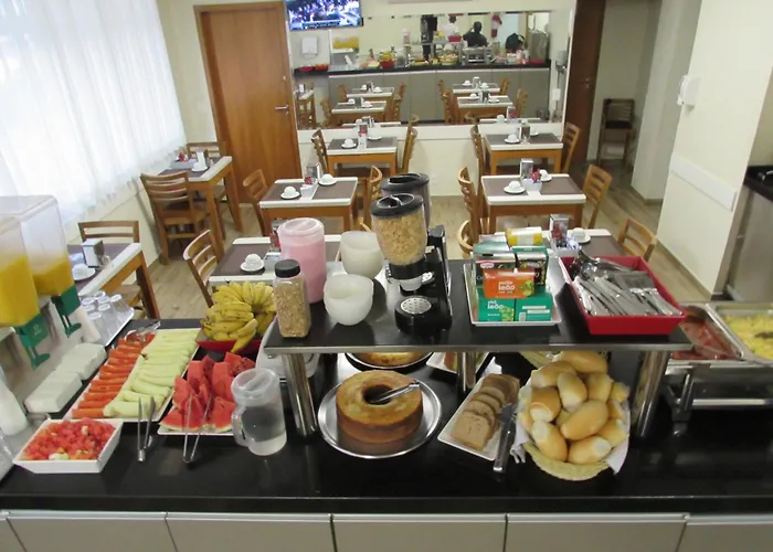 Hotel Urbis a 10 minutos Rua 25 de Março, Brás,Bom Retiro,a 2 minutos do Mirante Sampa Sky