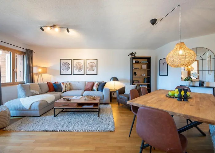 No 8 Bed & Bar