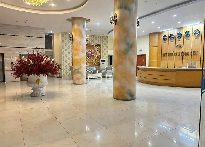 Nhà Khách Hương Sen