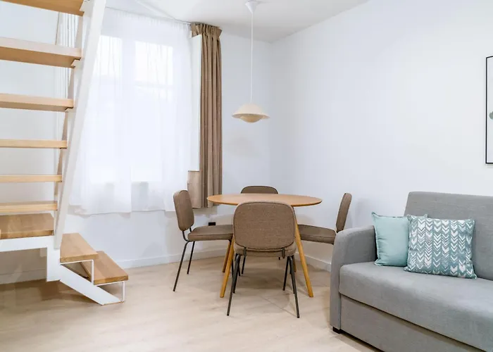Limehome Santiago De Compostela Rua De Gomez Ulla