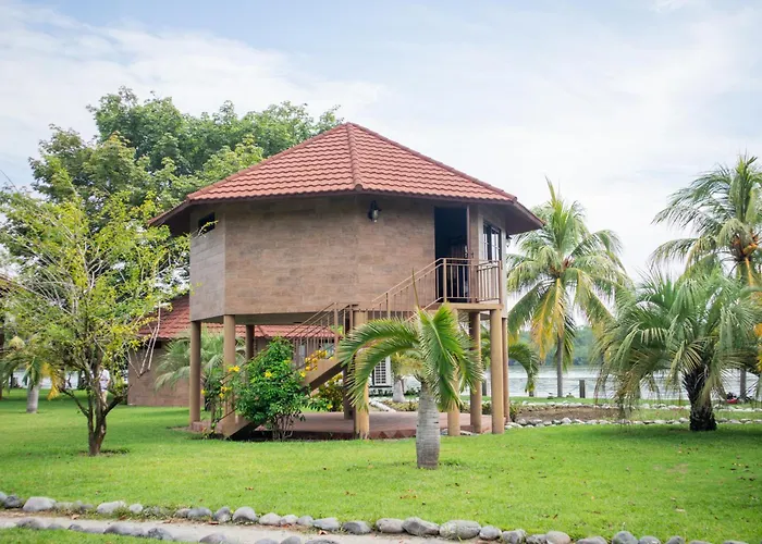 Las Ceibas Resort