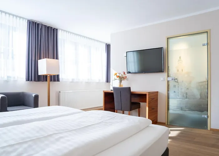 Das Jedermann Boutiquehotel Mit Stadtgarten