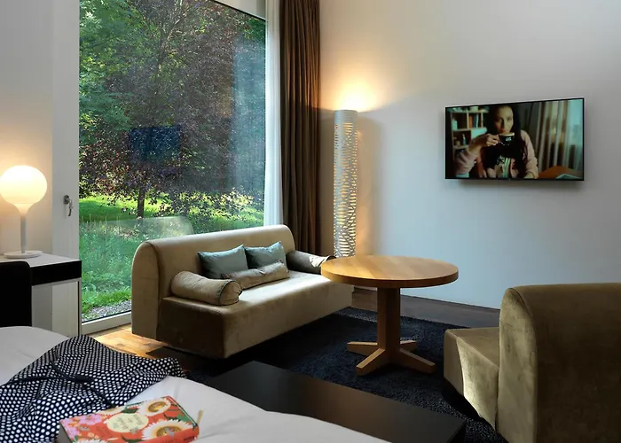 City Garden Hotel