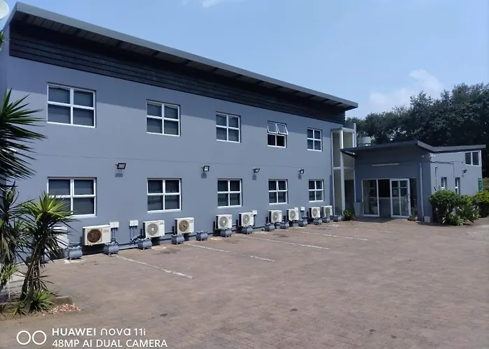 Essenwood Park Hotel