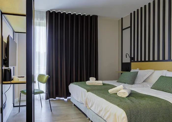 Hotel Portomarín Star