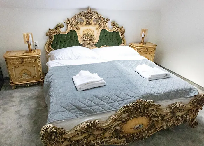 Hotel Kuria Cerveny Majer