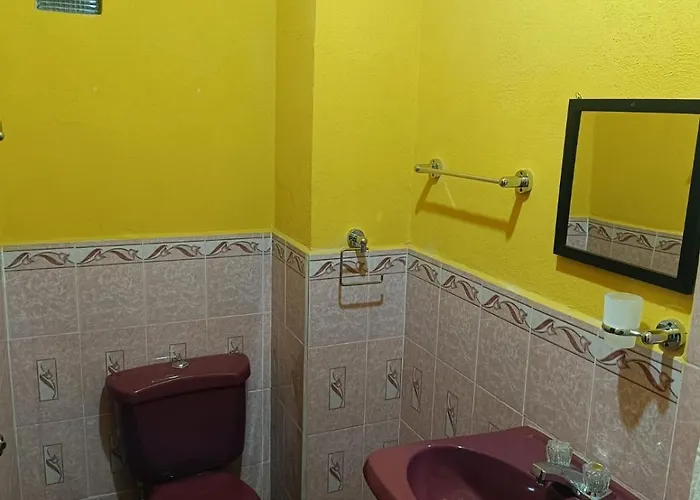 Hotel Golden Inn