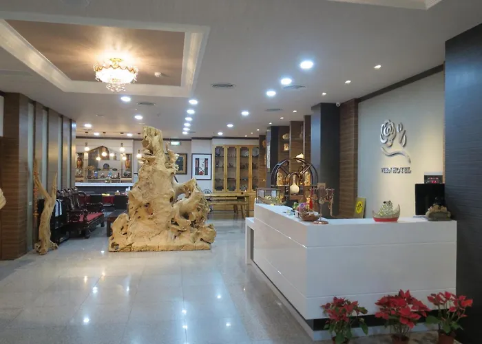 Garden Business Hotel