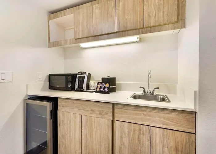 Best Western Plus Sugar Land/Stafford