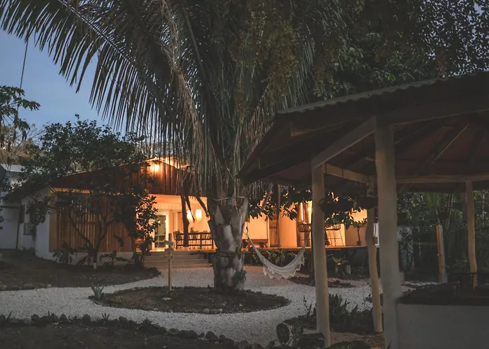 Cuatro Vientos Lodge&Apartments - Mal País, Costa Rica
