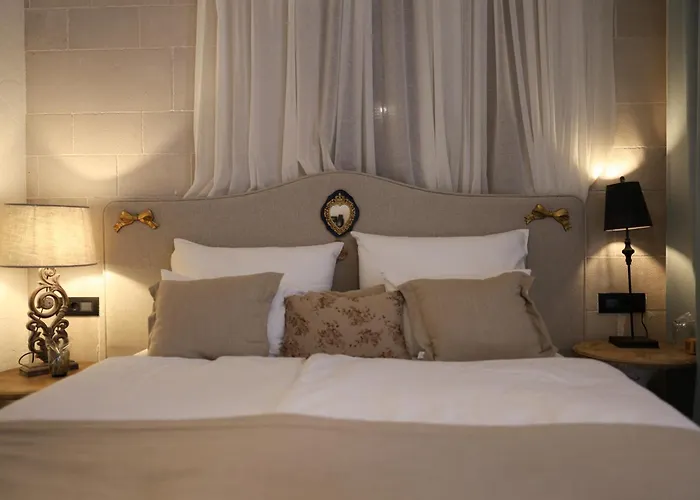 Integra Hotel