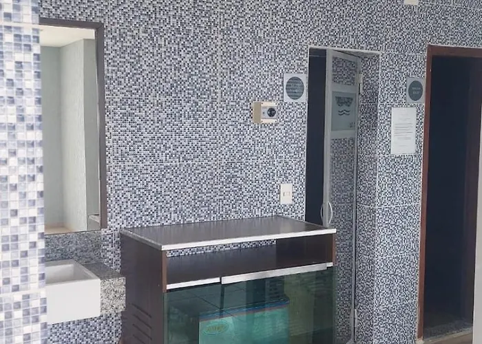 Flat Com Varanda, Quarto De Morador Hotel 106B