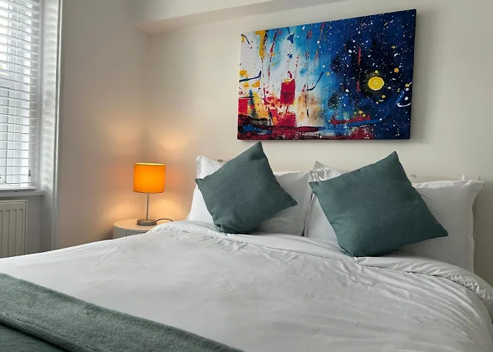 Upper Rock Brighton - Guest House