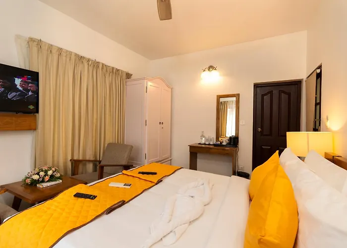 Solo Inn By Hawk Hospitality