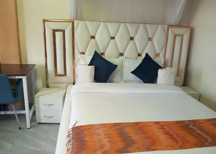 Tina Ma Hotel