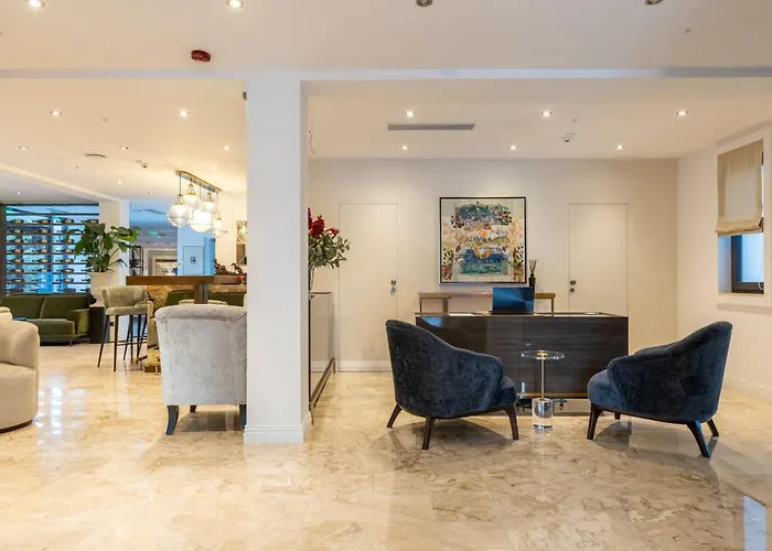 Reea Boutique Hotel