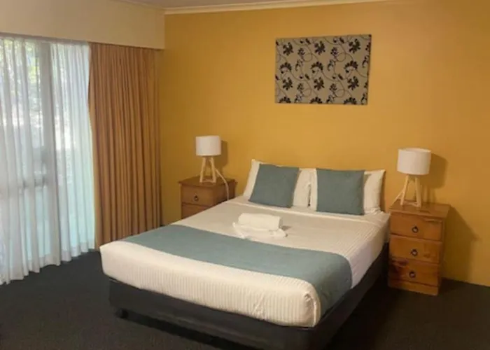 Cozy 1 Bedroom Ideal 4 Business By Custom Bnb Hosting