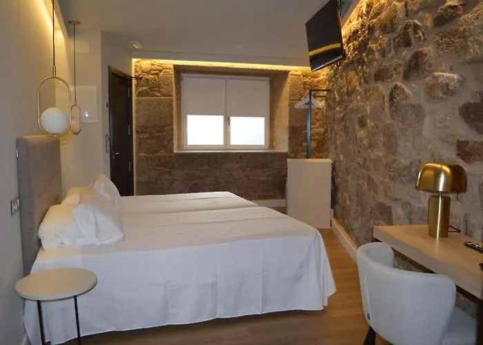 Corona De Galicia Rooms