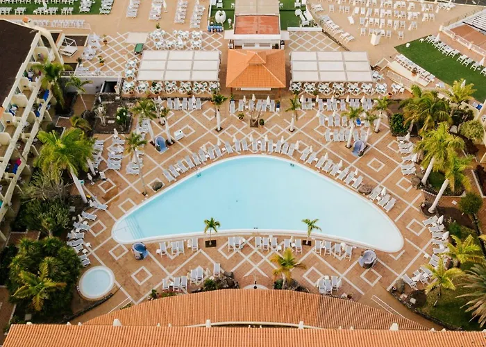 R2 Buganvilla Hotel & Spa
