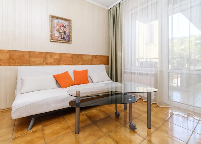 Noviz Hotel