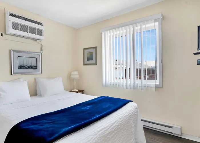 Montauk Oceanside Suites