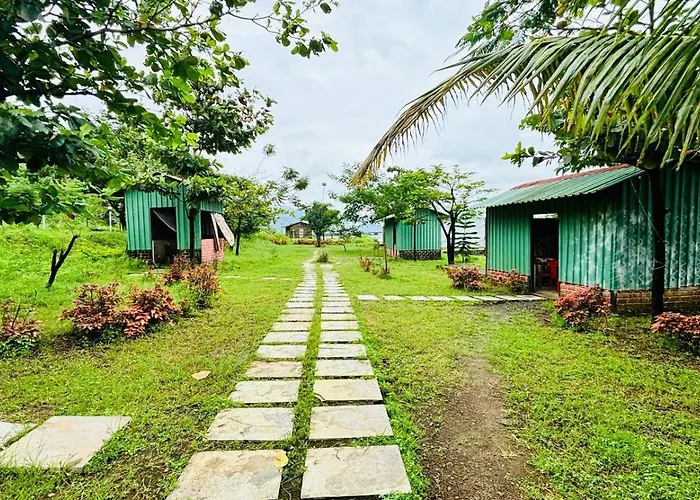 Hotel Mauli Agro Farm Dam View Resort