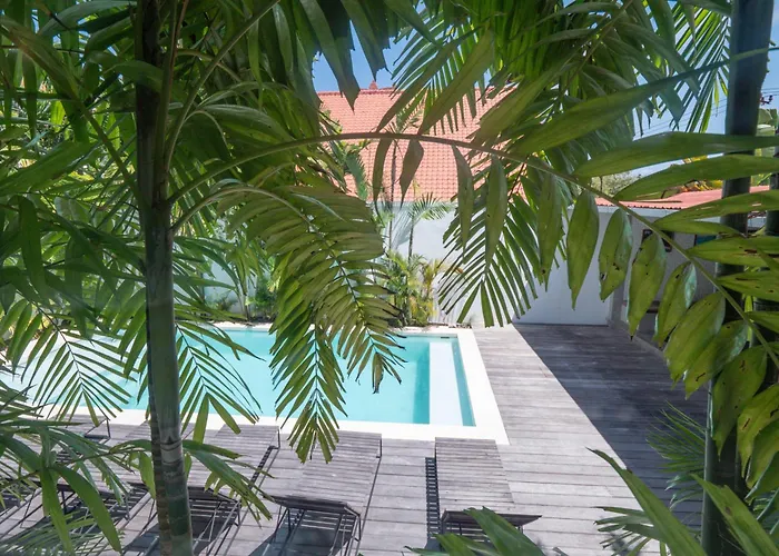007 Surfhouse Bali